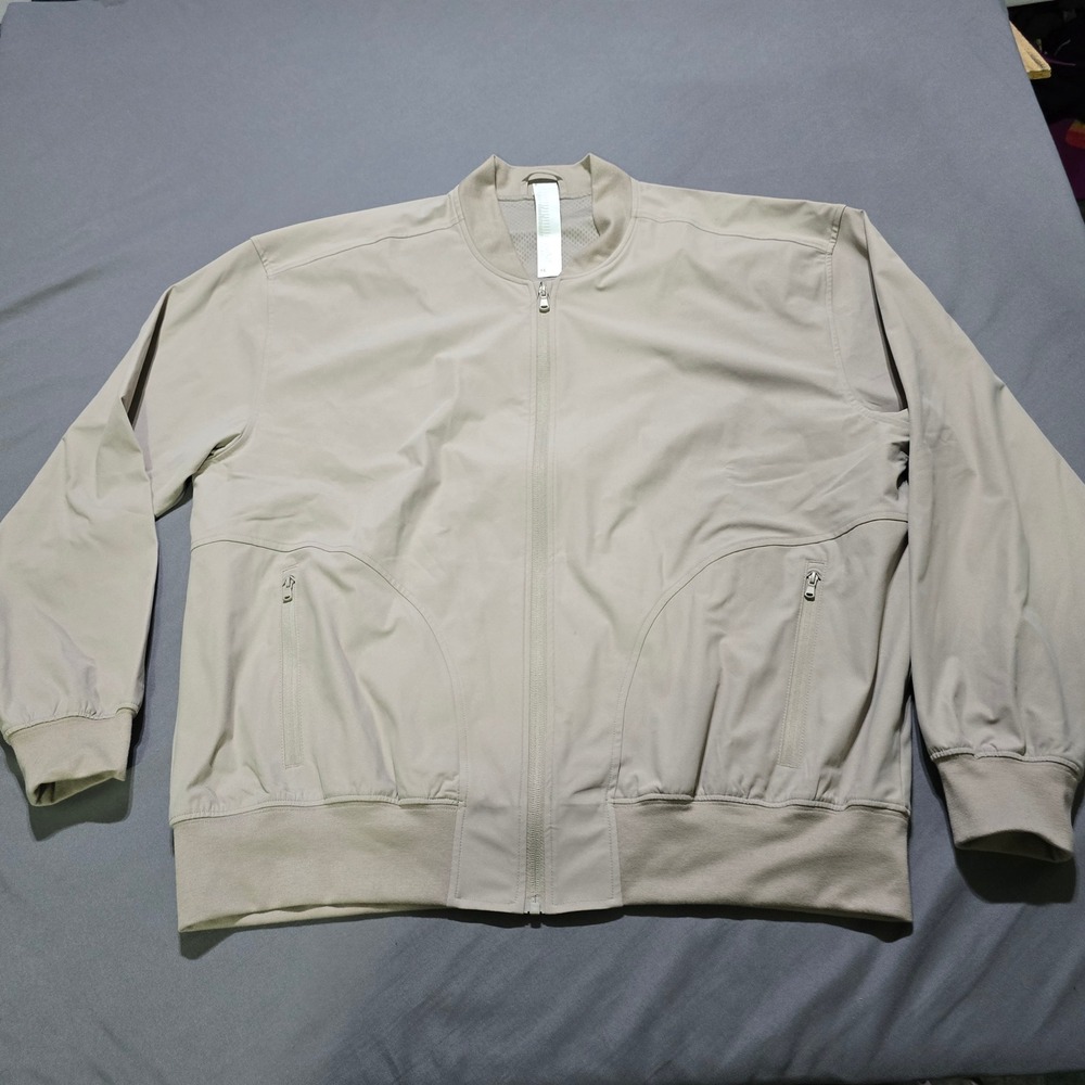 Fabletics Bomber Jacket Mens XL Tan Lightweight Mesh Lined JT2150988-6581-15050